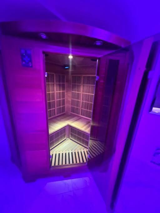 Maison Appartement Triplex Avec Jacuzzi Et Sauna Saint-Etienne  Bagian luar foto